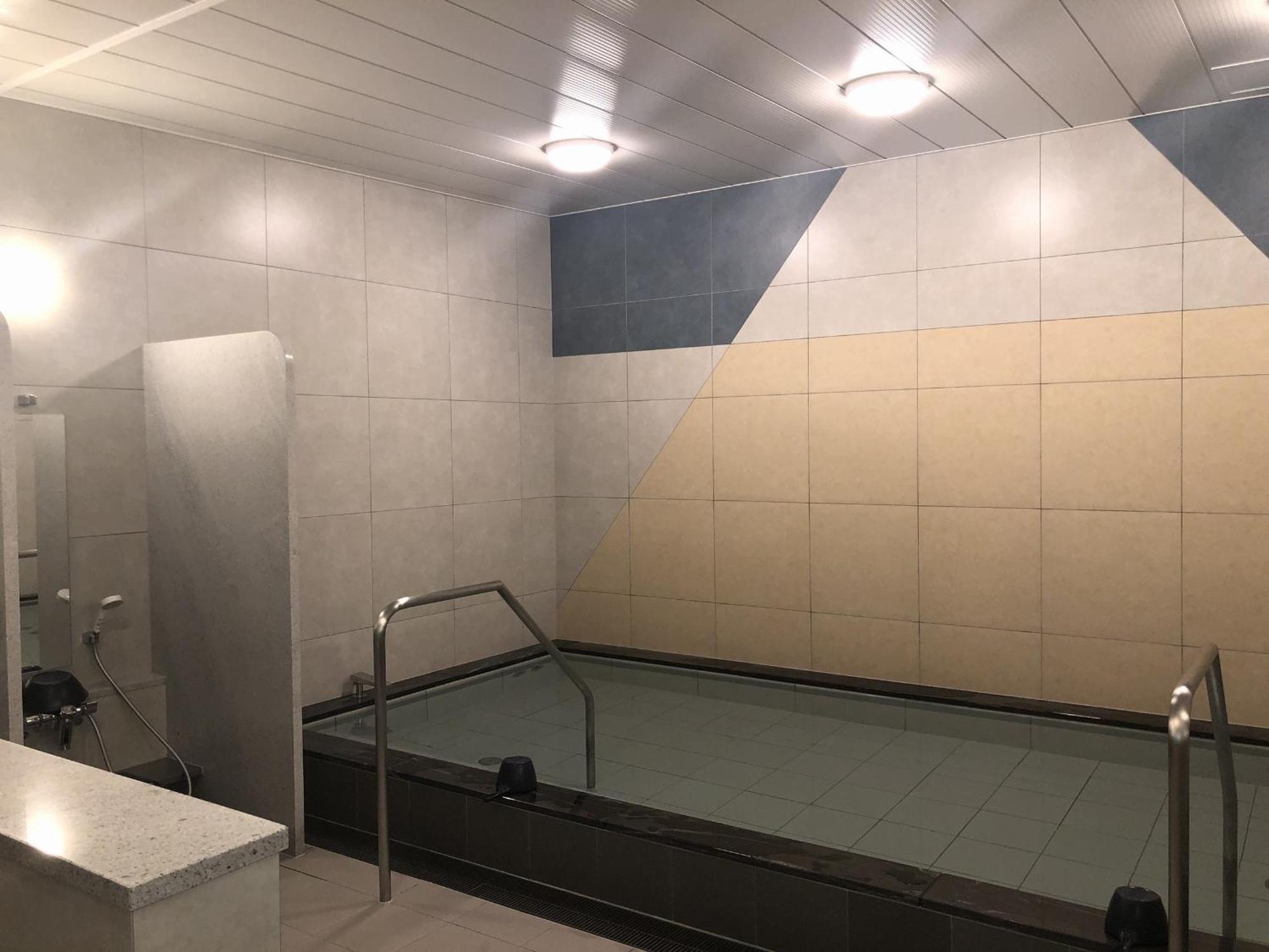 Capsule Hotel J Garden Shin-Osaka Exterior foto